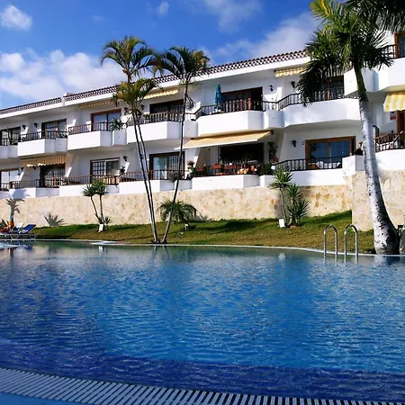 Apartament Bouganvilla 阿德耶